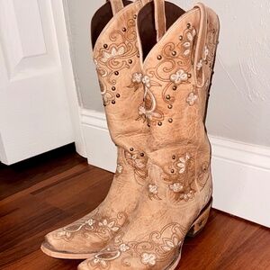 LANE WOMEN'S SWEET PAISLEY COWGIRL BOOTS - SNIP TOE